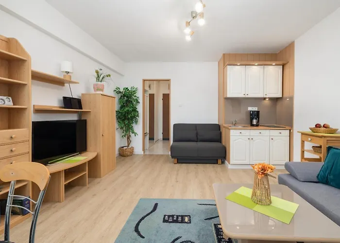 Comfy Turystyczna 300 M To The By Renters Apartamento *